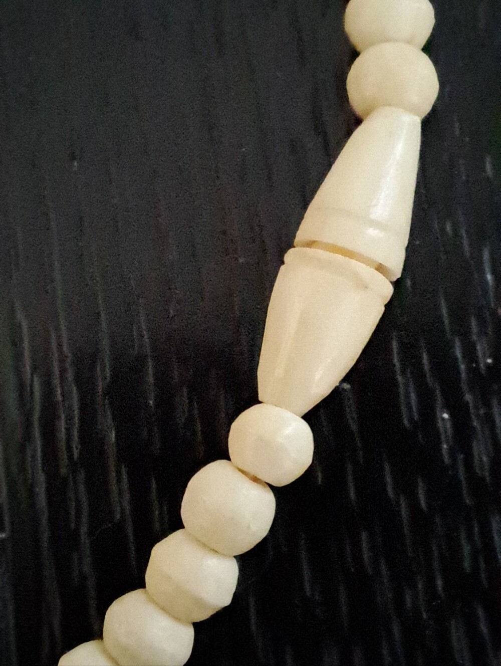 Cream Beaded Women's Necklace